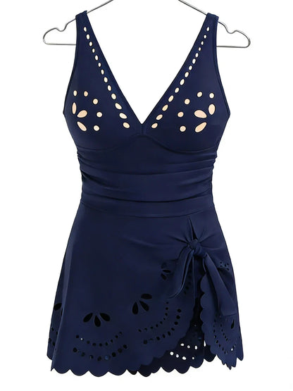 Finely Styled Dress With a Classic Look