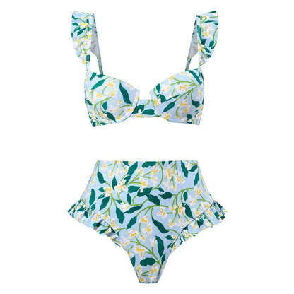 Casually Bathing Suit With a Refined Edge
