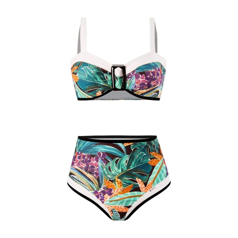 Casually Bikini With a Refined Edge