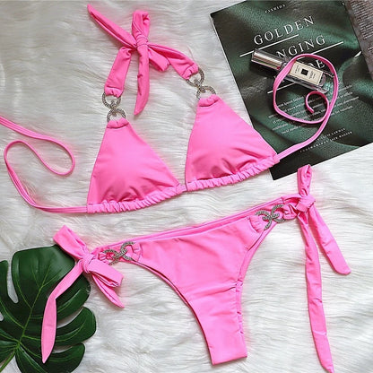 Effortlessly Bathing Suit With a Timeless Design