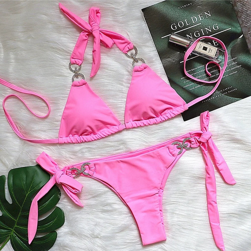 Effortlessly Bathing Suit With a Timeless Design