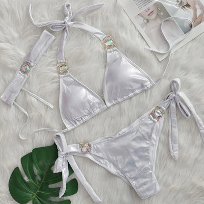 Effortlessly Bathing Suit With a Timeless Design