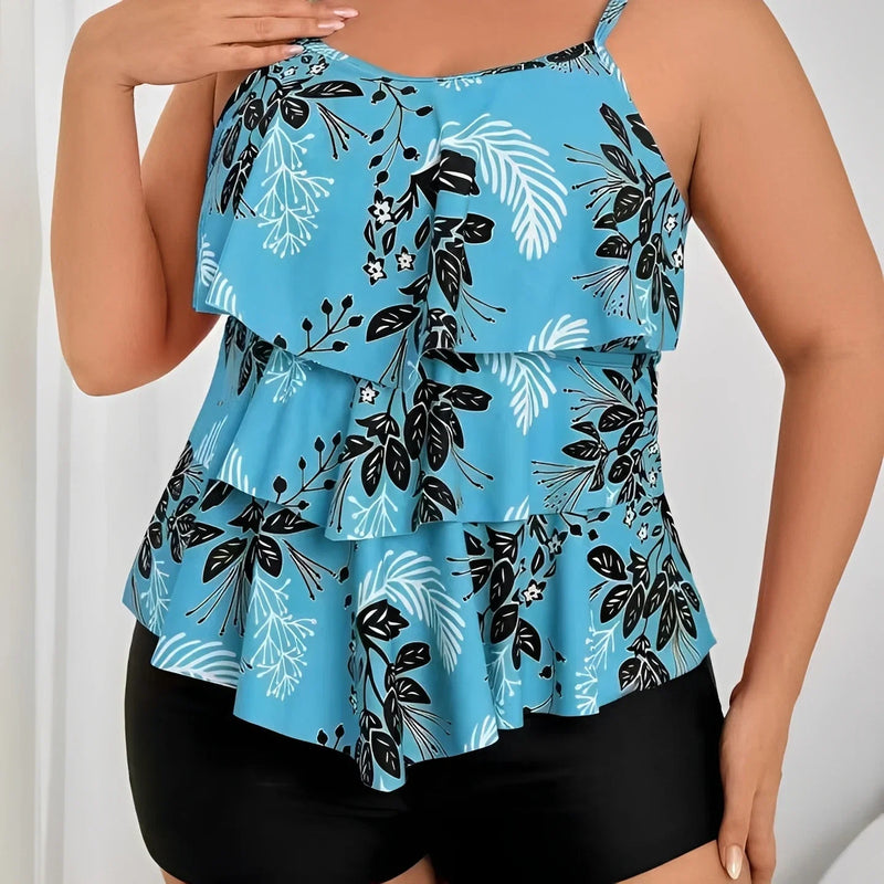 Finely Styled Swimsuit With a Classic Look