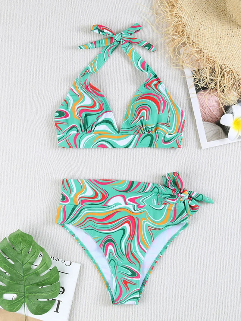 Beautifully Finished Bikini in a Timeless Design