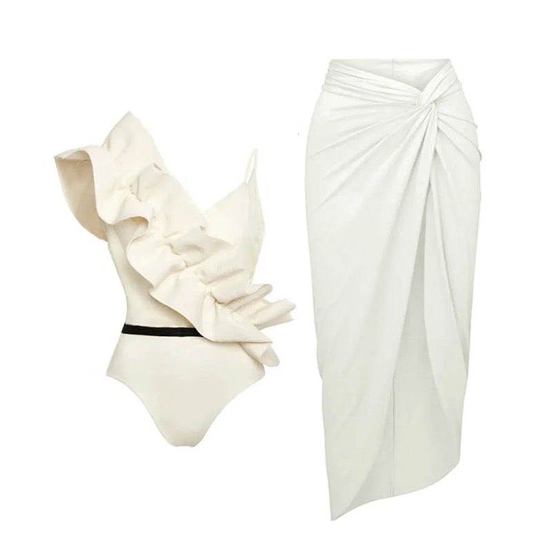 Beautifully Finished Bikini in a Timeless Design