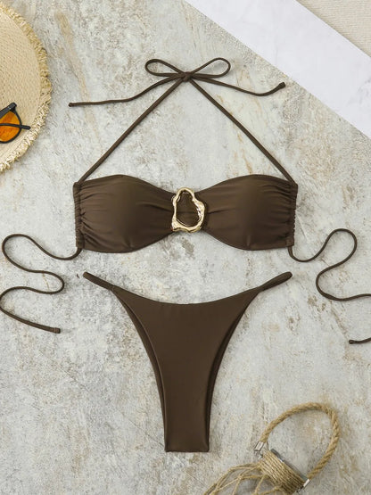 Casually Bikini With a Refined Edge