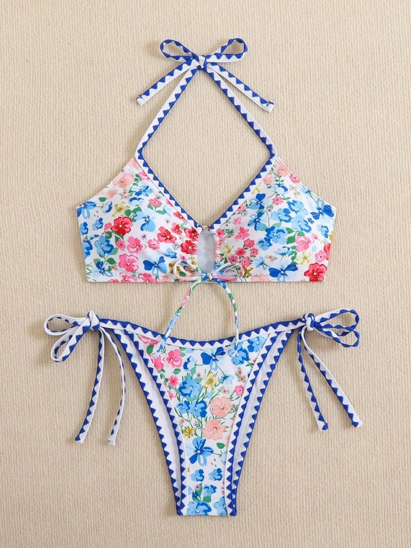Casually Bikini With a Refined Edge
