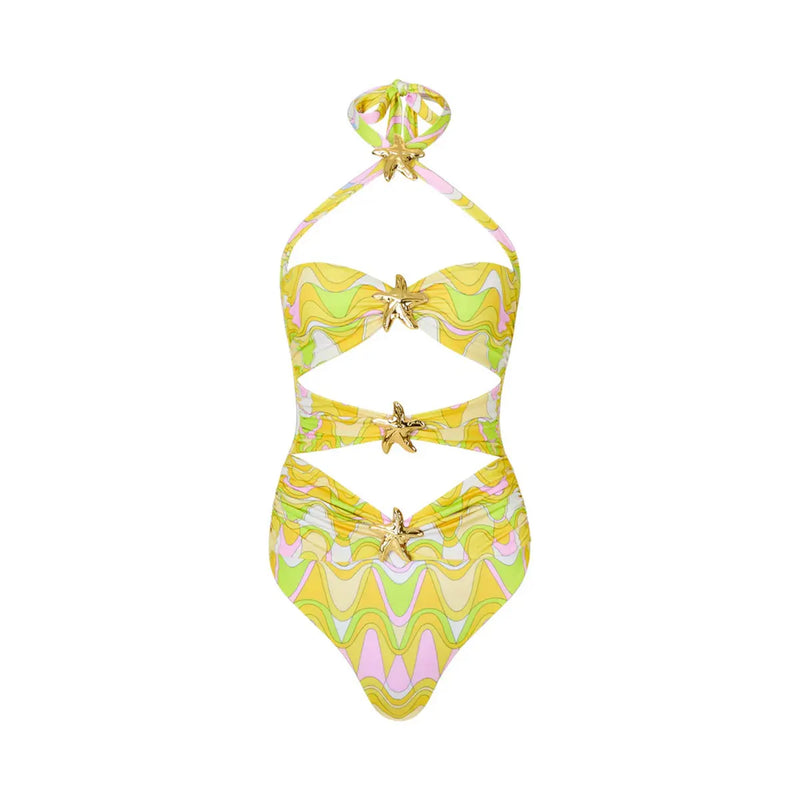 Casually Bikini With a Refined Edge