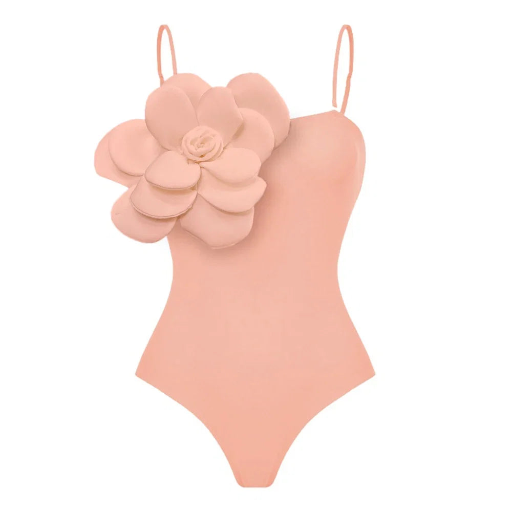 Effortlessly Bathing Suit With a Timeless Design