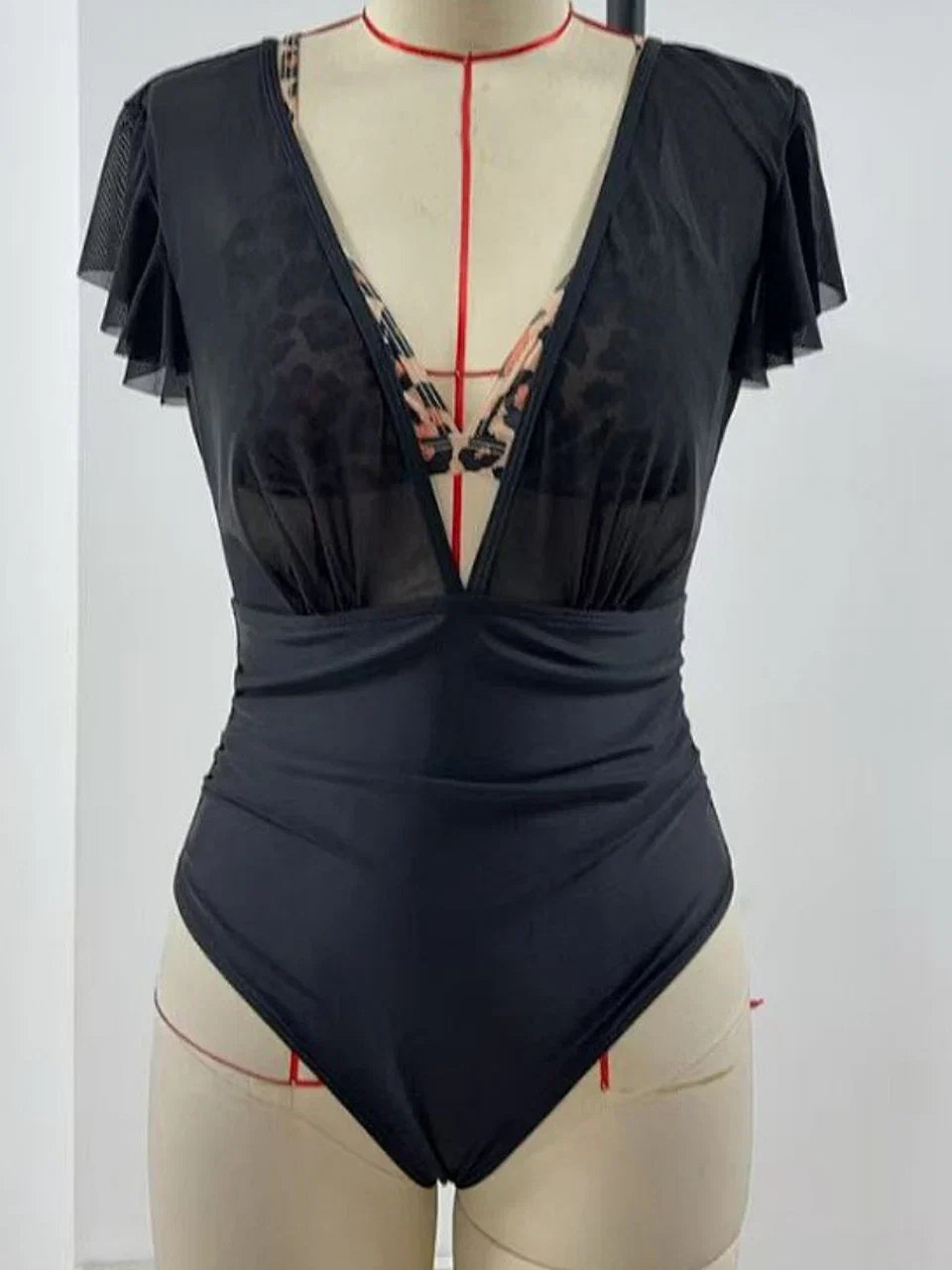 Beautifully Finished Bikini in a Timeless Design