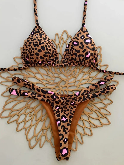 Casually Bikini With a Refined Edge