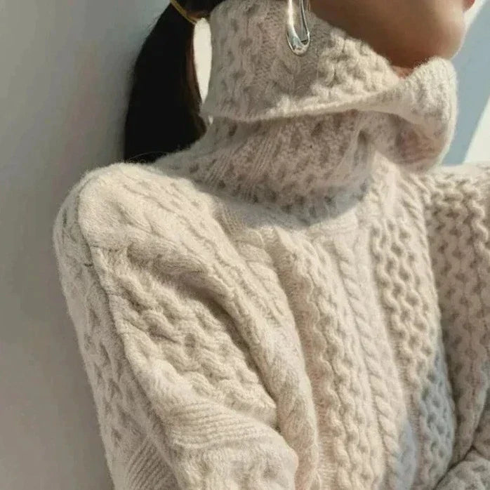 LM | Cashmere turtleneck sweater