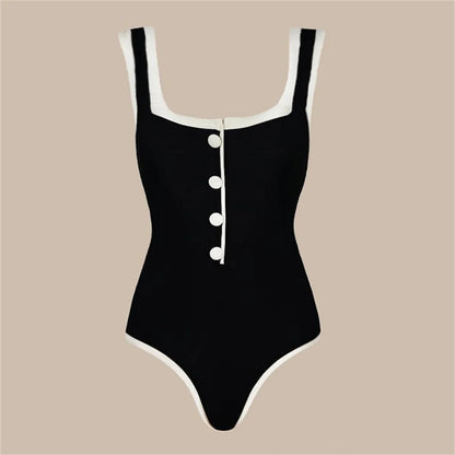 Casually Bikini With a Refined Edge