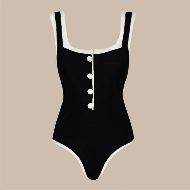 Casually Bikini With a Refined Edge