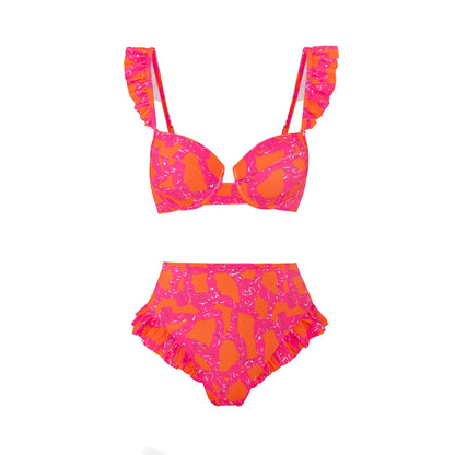 Casually Bathing Suit With a Refined Edge