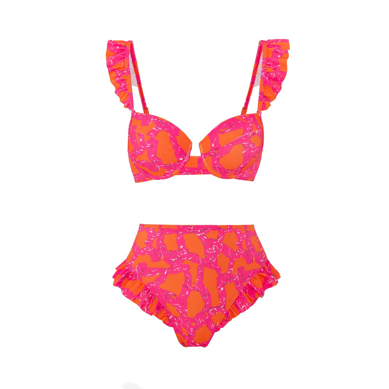 Casually Bathing Suit With a Refined Edge