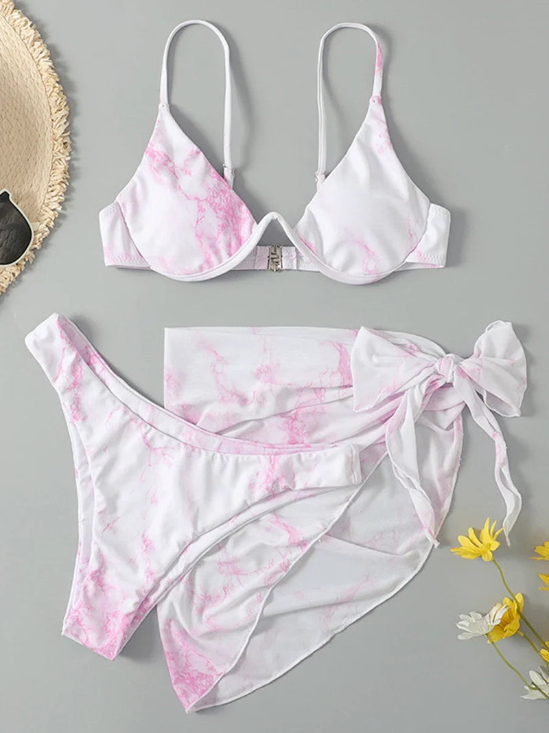 Beautifully Finished Bikini in a Timeless Design