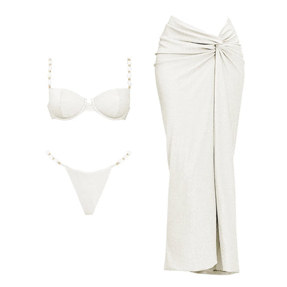 Beautifully Finished Bikini in a Timeless Design