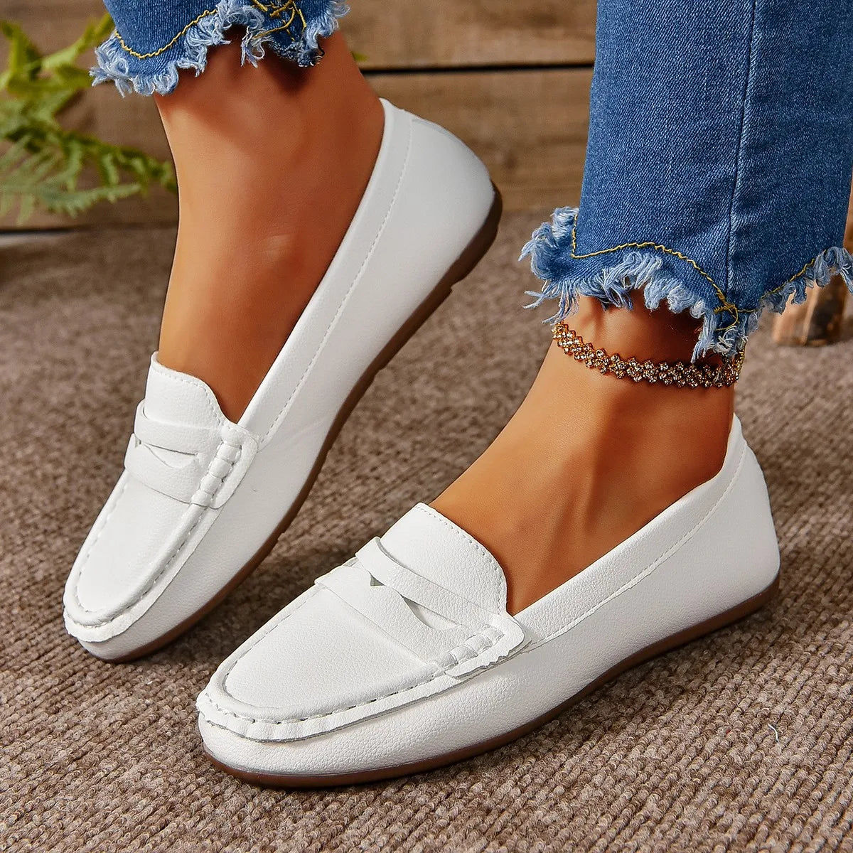 Casual and Supportive Orthopedic Sneakers