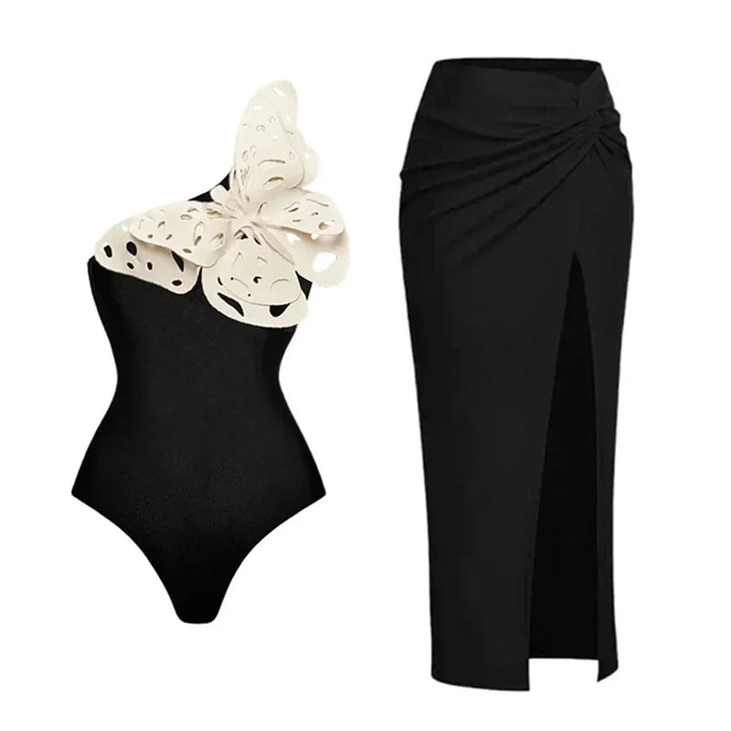 Casually Bathing Suit With a Refined Edge