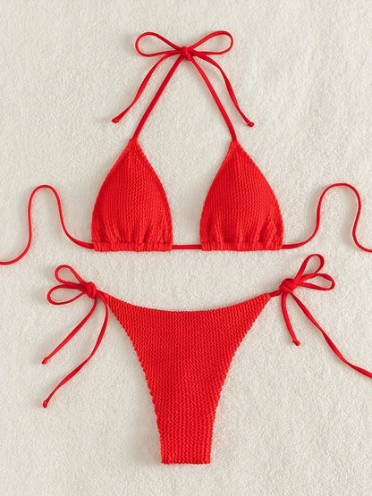 Beautifully Finished Bikini in a Timeless Design