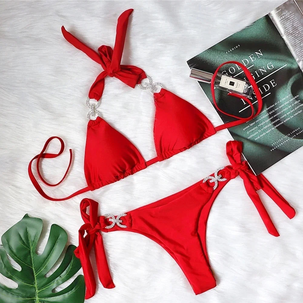 Effortlessly Bathing Suit With a Timeless Design