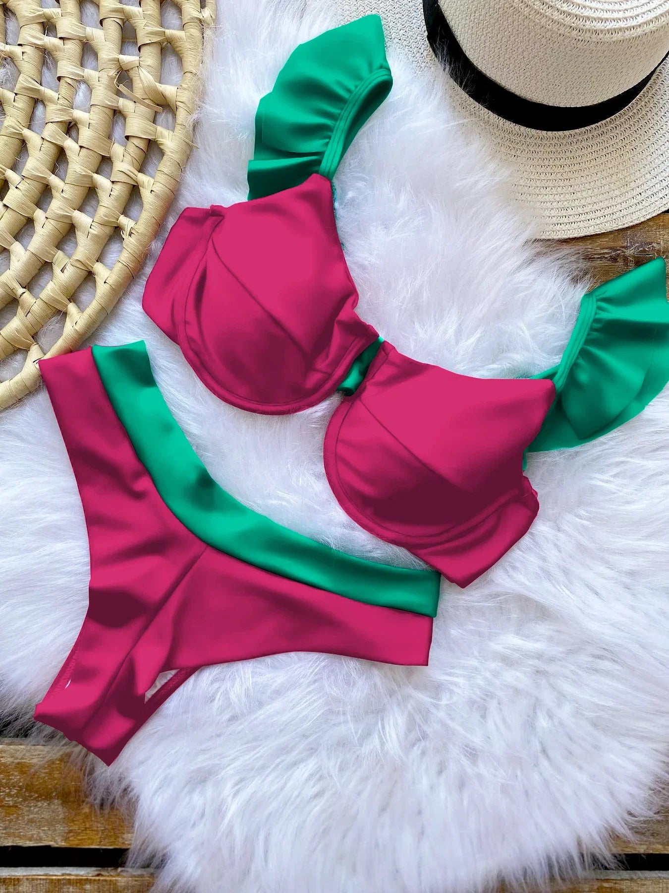 Effortlessly Bikini With a Timeless Design