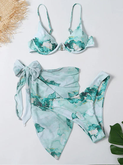 Beautifully Finished Bikini in a Timeless Design