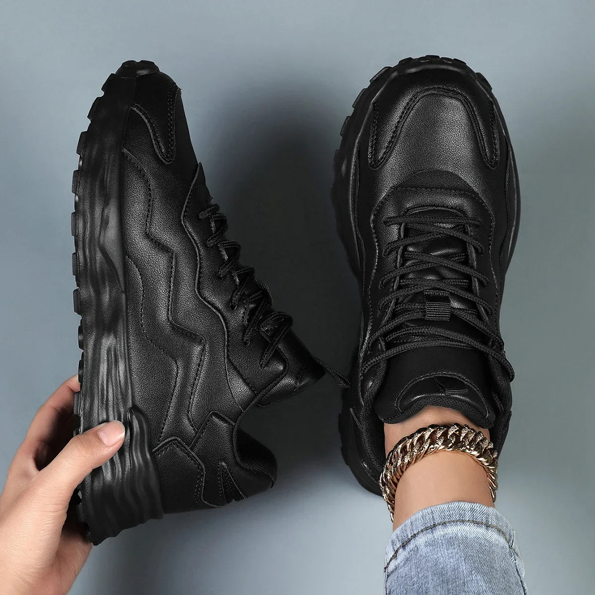 Durable and Supportive Orthopedic Sneakers