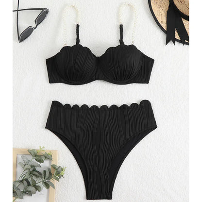 Effortlessly Bathing Suit With a Timeless Design