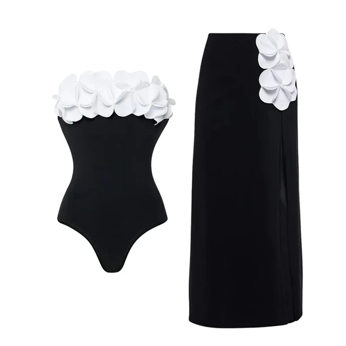 Casually Bathing Suit With a Refined Edge