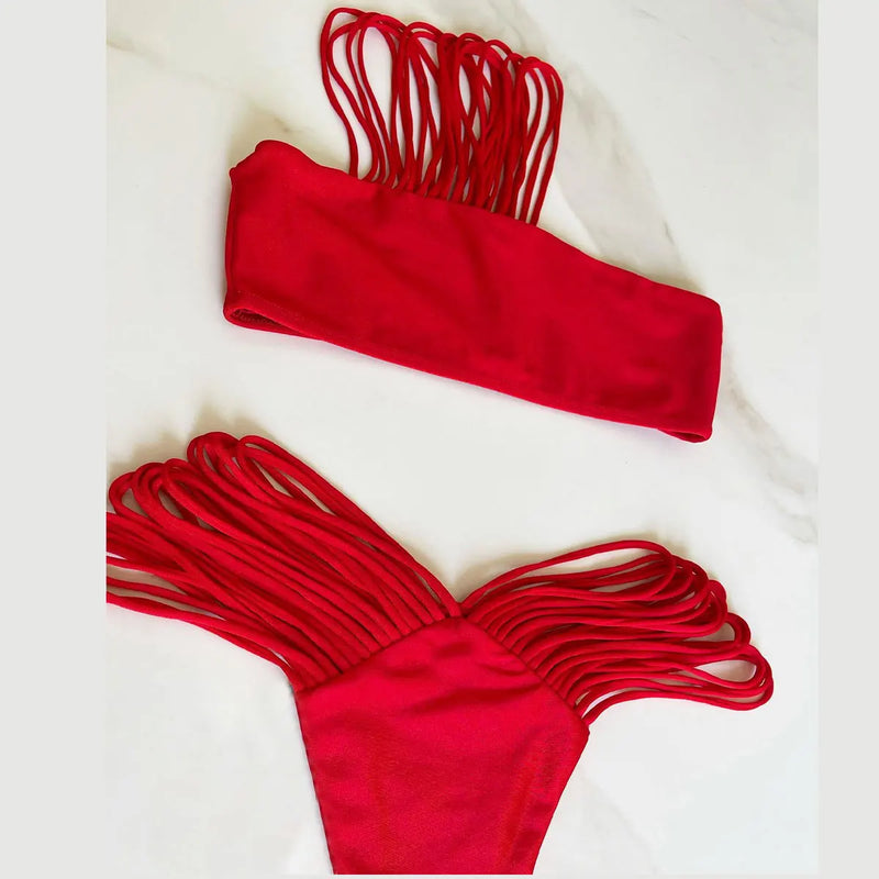 Casually Bathing Suit With a Refined Edge