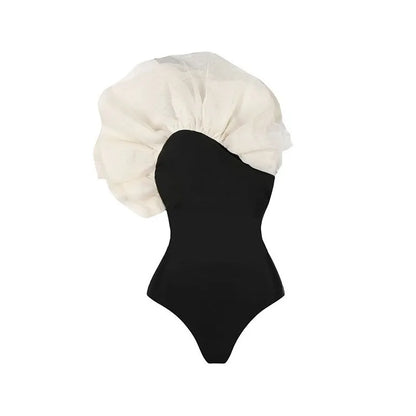 Effortlessly Bathing Suit With a Timeless Design
