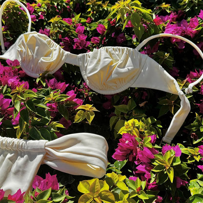 Casually Bathing Suit With a Refined Edge
