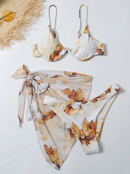 Beautifully Finished Bikini in a Timeless Design