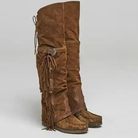 LM | Tailor-made and comfortable boots