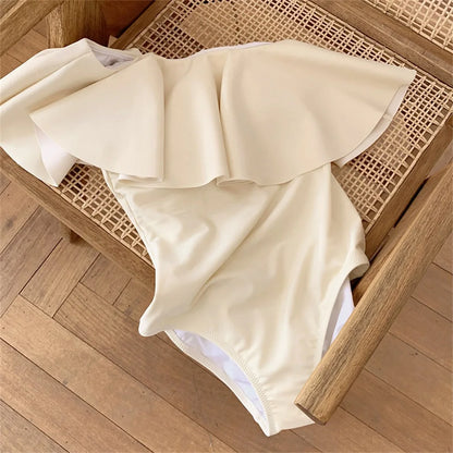 Effortlessly Bathing Suit With a Timeless Design