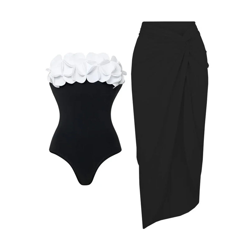 Finely Styled Swimsuit With a Classic Look