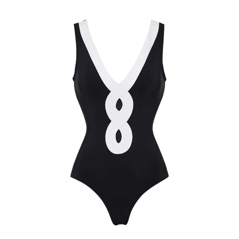 Finely Styled Swimsuit With a Classic Look