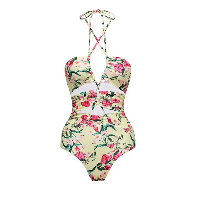 Casually Bikini With a Refined Edge