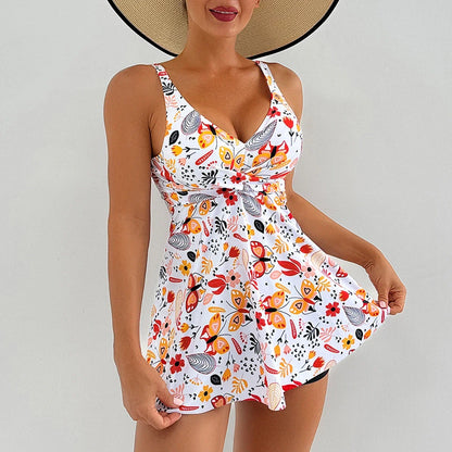 Finely Styled Swimsuit With a Classic Look