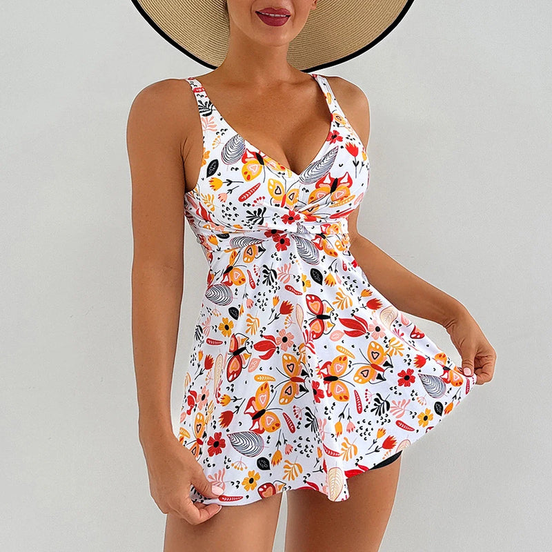 Finely Styled Swimsuit With a Classic Look