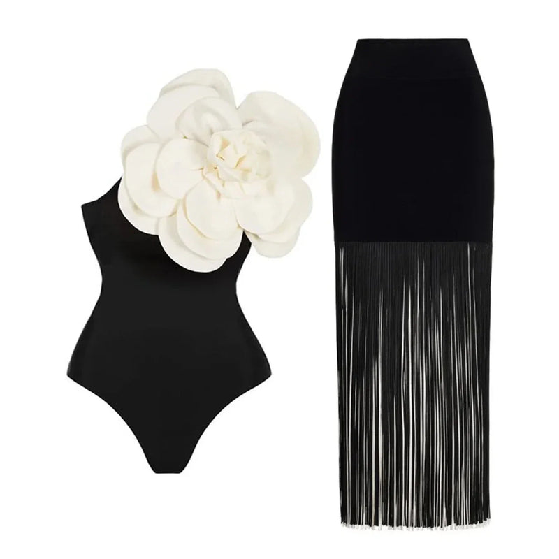 Sophisticated Dress With a Clean Classic Look