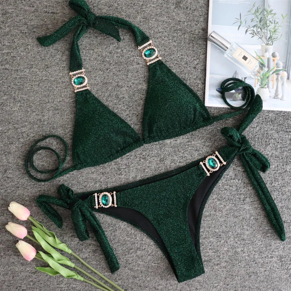 Effortlessly Bathing Suit With a Timeless Design