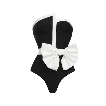 Finely Styled Swimsuit With a Classic Look