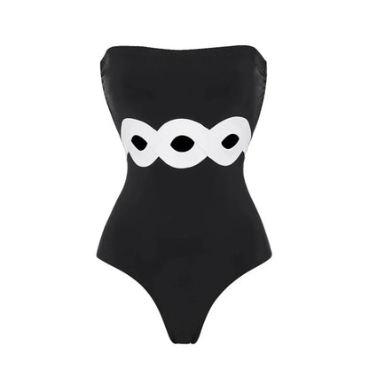 Finely Styled Swimsuit With a Classic Look