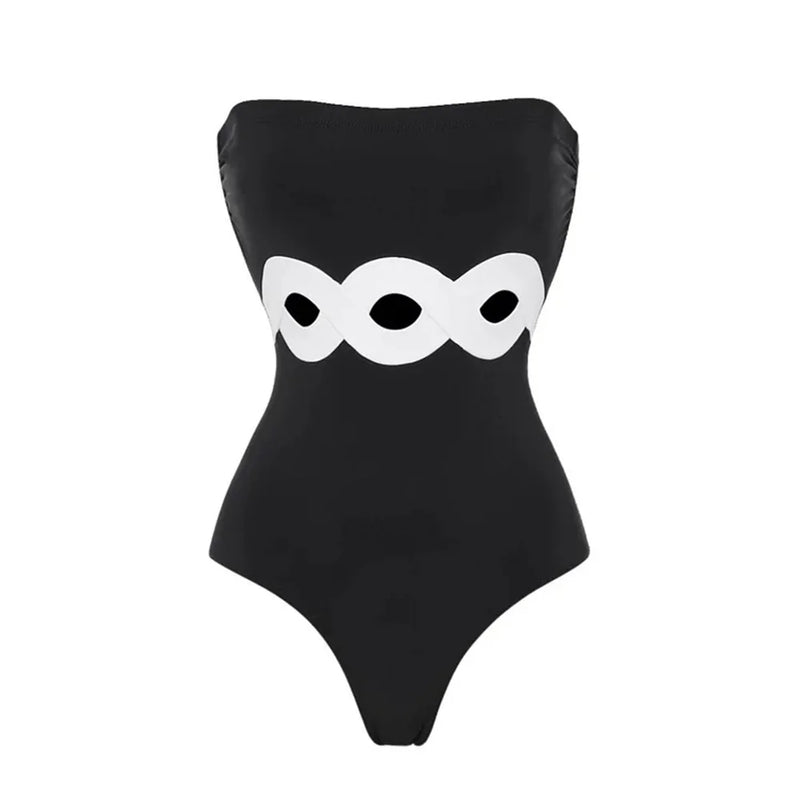 Finely Styled Swimsuit With a Classic Look