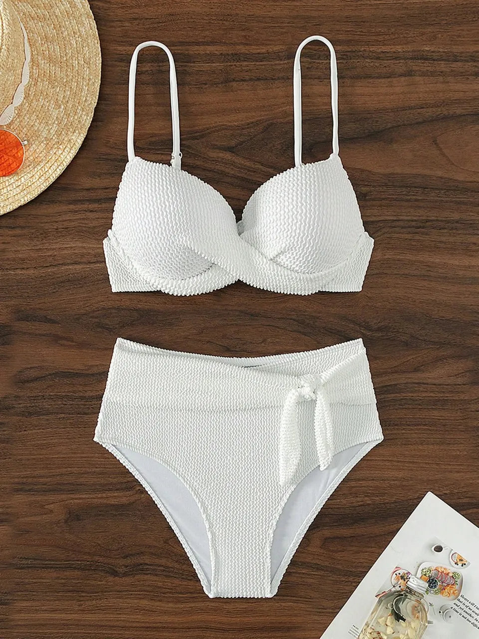 Effortlessly Bikini With a Timeless Design