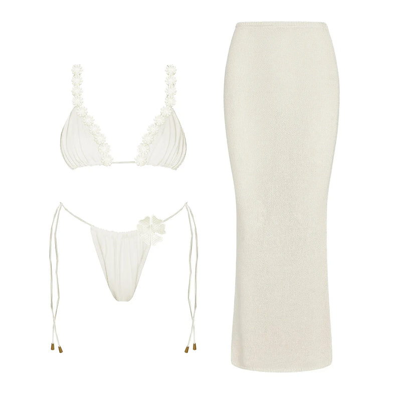 Casually Bikini With a Refined Edge