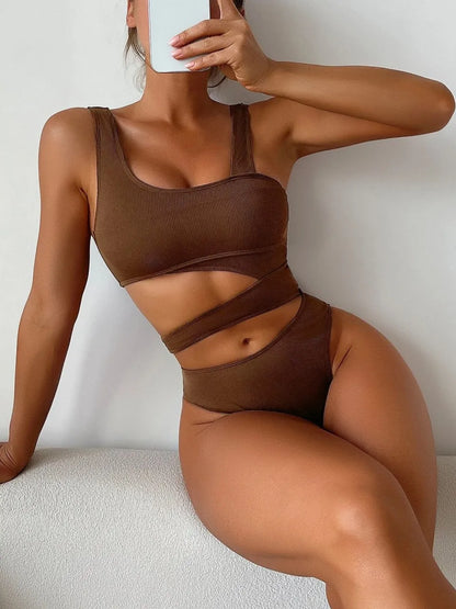 Casually Swimsuit With a Refined Edge